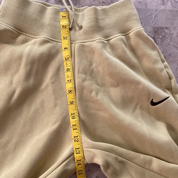 New Nike Phoenix Fleece High-Waisted Oversized Sweatpants | Buff Gold XS - Picture 8 of 9